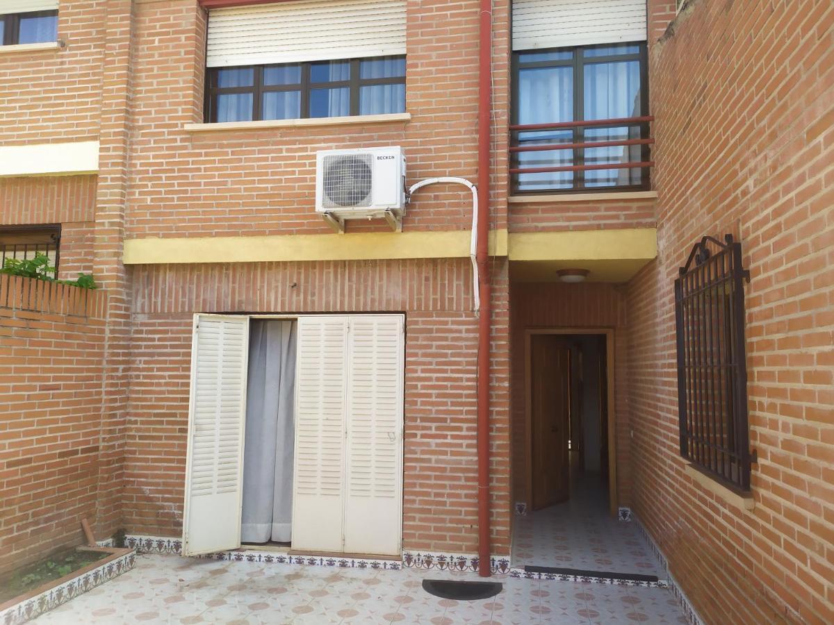 Habitacion Privada Triple Toledo Exteriör bild