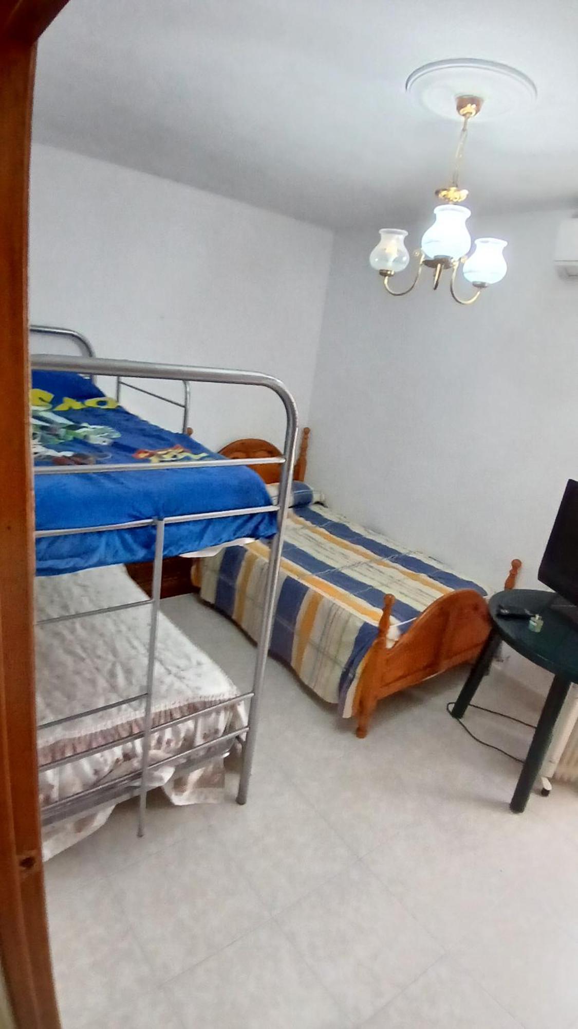 Habitacion Privada Triple Toledo Exteriör bild